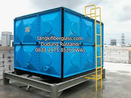 Pada saat anda membangun rumah ataupun bangunan yang lain seperti apartemen, perkantoran, hotel,rumah sakit, gedung sekolah, pabrik tentunya akan membutuh tempat penampungan air. Jual Tangki Air Kotak Fiber Harga Pasaran Tangki Fiberglass