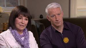 Anderson Cooper Cries Over The Grave Of His Brother Carter Anderson Cooper Gloria Vanderbilt Anderson Cooper Young