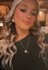 Faith Roach's Instagram, Twitter & Facebook