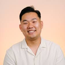 Scott Yoon's Instagram, Twitter & Facebook