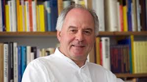 Ich glaube, was vom Menschen bleibt, ist Energie“