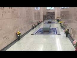 The official twitter page in loving memory of recording artist, actress, and model: Aaliyah S Grave Site Agaclip Make Your Video Clips