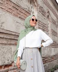 Kendime Gorev Dinleme Sanatini Ogren Gaya Model Pakaian Model Pakaian Hijab Gaya Berpakaian