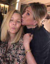 Taurus julian is an aspiring makeup artist and special effects designer in movies. Lisa Kudrow Gushes Over Friend Jennifer Aniston S Close Bond With Her Son 1 Famous News