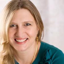 Holly Michael's Instagram, Twitter & Facebook