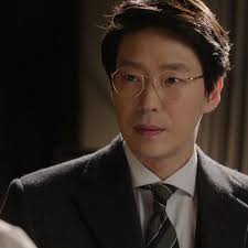 One day, a prosecutor park jung woo(ji sung). Defendant 2017 Episodes Mydramalist