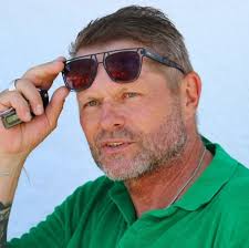 Hoffen auf eine Schwächephase der Bayern … BVB-Chef Hans-Joachim Watzke  glaubt nach der zehnten Meisterschaft der Bayern in Serie nicht an eine  dauerhafte Dominanz der Münchner in der Bundesliga. Im „Deutschlandfunk“  sagt