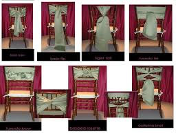 43670ad0a83d2569e123fc1cde2c2c93 Jpg 750 562 Pixels Wedding Chair Decorations Chivari Chairs Wedding Chairs