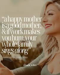 Sara Wiles's Instagram, Twitter & Facebook