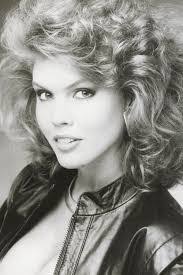 Donna Edmondson's Instagram, Twitter & Facebook