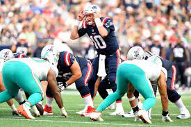 Watch the highlights from the week 1 matchup between the miami dolphins and the new england patriots during the nfl 2021 season. Patriots Vs Dolphins 2021 Week 18 Season Finale Television Coverage The Phinsider