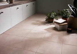 Trouvez le catalogue conforama à rennes et toutes les promos et codes réduction de meubles et décoration. Carrelage Sol Beige 33 X 33 Cm Ravenne Castorama