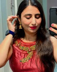 Photos by Manisha V Ahir (@manisha_v_ahir_official) · February 11, 2025