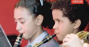 Benjamin Kubiak's Instagram, Twitter & Facebook