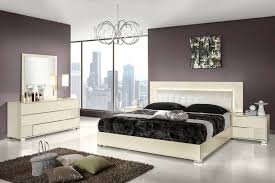 Made in italy, this dresser is stunning due to its original italian design and unique finish. Modern Lacquer Bedroom Furniture Bedroom Furniture Ideas