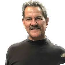 Kyle Croll's Instagram, Twitter & Facebook