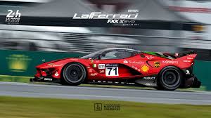 The Latest Hypercars Would Make Awesome Le Mans Racers Carscoops Le Mans Super Cars Super Luxury Cars