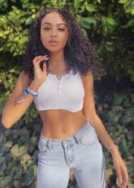 Daniella Perkins - Free pics, galleries & more at Babepedia