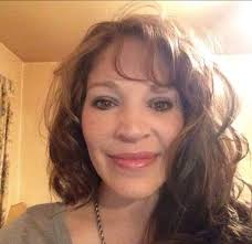 Heather Theis's Instagram, Twitter & Facebook