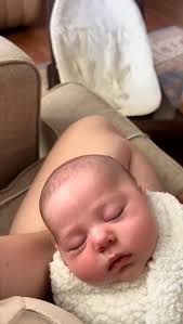 I just started medical school and i'm looking for size L an XL SCRUBS!!!!  If any one has any they don't need anymore I could really use them!