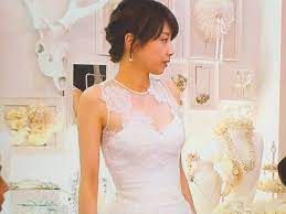 加藤綾子のお母さんが超美人 ニュースcontact ウェディング 美人 アナウンサー ギャル イラスト