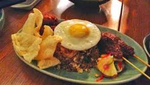Nasi lemak is the most famous among the malay food. Nasi Lemak History Origins Of Malaysia S National Dish Foodicles
