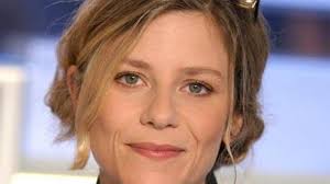 Mutlu azınlık / happy few(2010) mağazada çalışan rachel, vincent ile tanışır onun erotik konularda açık olmasından çok etkilenir. Elodie Bouchez Et Marina Fois Au Casting D Happy Few Premiere Fr