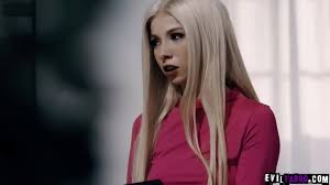 Teen doppelganger caught fucking with a married man - XNXX.COM