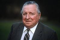 Oscar Wilde by H. Montgomery Hyde