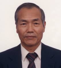 Chin Choe's Instagram, Twitter & Facebook