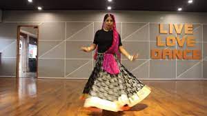 Ghoomar Simple Easy Steps Ghoomar For Shadi Wedding Sangeet Ritu S Wedding Dance Video Indian Wedding Video Dance Choreography Videos