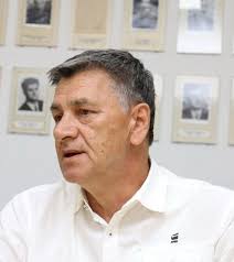 Stranke izlaze s provjerenim imenima