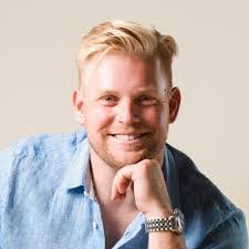 Andrew Kappel's Instagram, Twitter & Facebook