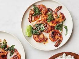 This 20 Minute Shrimp Stir Fry Is Even More Addictive Than Doritos Shrimp Stir Fry Easy Weeknight Meals Stir Fry