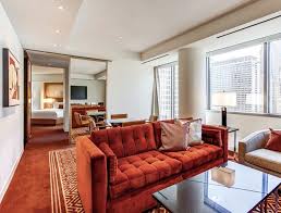 1000 square feet with bright and sunny living room and 10' ceilings. 1 Bedroom Suite Hotel Chicago Bedroom Suites
