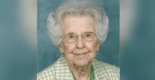 Grady Lester's Instagram, Twitter & Facebook