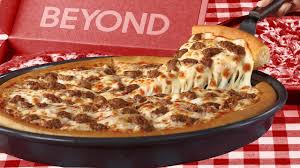 Pan pizza, veggie lovers'® nutrition facts & calories for best results, be sure to enable the option to print background images in the following browsers: I Tried Pizza Hut S Beyond Meat Sausage Pizza It S Good