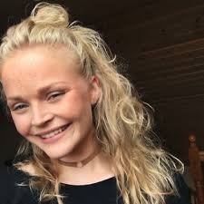 Kristine Oda W. S. (@KristineOdaa)