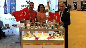 Tziverti honey was proclaimed 'best honey in the world' at the ''world beekeeping awards'' organised by apimondia on the 43rd apimondia international congress. Turkish Firm Wins Best Honey Of World Award In Canada