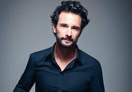 Rodrigo santoro (born 22 august 1975) is a brazilian actor. Rodrigo Santoro Helps Take Latinos Into The Mainstream Exclusive Variety