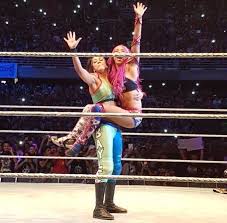 Sasha Banks And Bayley Wwe Girls Women S Wrestling Sasha Bank