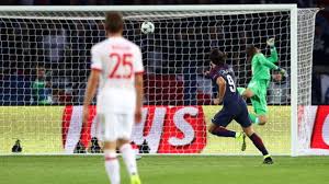 90' bayern münih takımında, kazanılan serbest vuruş için topun başına geçen isim manuel neuer. Paris Saint Germain 3 0 Bayern Munich As It Happened Bundesliga