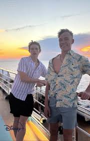 #Multiaverso #efeito3d ikk this is for couples but im single so im doing it  with bro 😭😎 @Caleb Buhrow™️