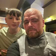 Profile for Lee Hartley