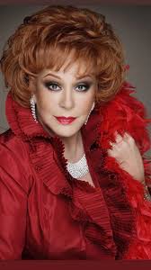 Amelia Wilhelmy y Delia Magaña