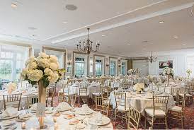 Oakland hills é um dos mais célebres historiadas e campos de golfe do mundo. Oakland Hills Country Club Wedding 66 Detroit Michigan Wedding Photographer Artistic L Romantic L Authentic Wedding Photography In Metro Detroit And Ann Arbor