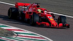 Schon sein vater michael (52) liebte die strecke, mit sieben erfolgen ist er bis enttäuschend! Carlos Sainz Y Mick Schumacher Comparten El Penultimo Dia De Pruebas De Ferrari