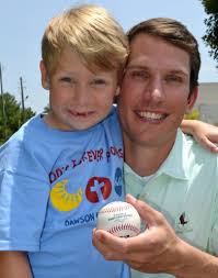 Watch Alabama boy's adorable reaction to dad catching foul ball at Braves  game
