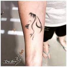 Guy Levin Tattoo En Instagram קעקוע מופשט של אהבת אם Mothers Love Tattoo Tattoo Tattoos Tattoo Tattoos For Daughters Mom Tattoos Cute Tattoos For Women