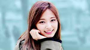Juni 1999 in tainan, taiwan) ist eine taiwanische sängerin und mitglied der südkoreanischen girlgroup twice. Japan Is Going Gaga Over Twice S Tzuyu Sbs Popasia